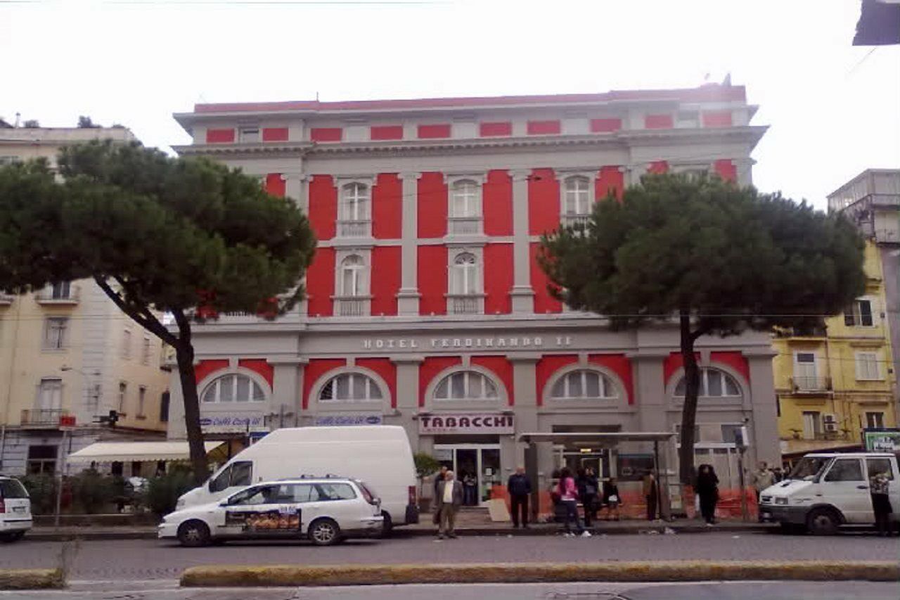 Hotel Ferdinando II Неаполь Экстерьер фото